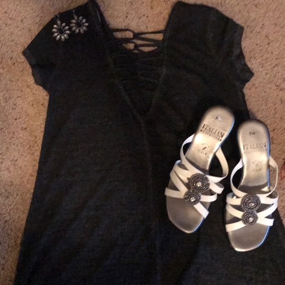 Derek Heart Dress - Picture 3 of 8